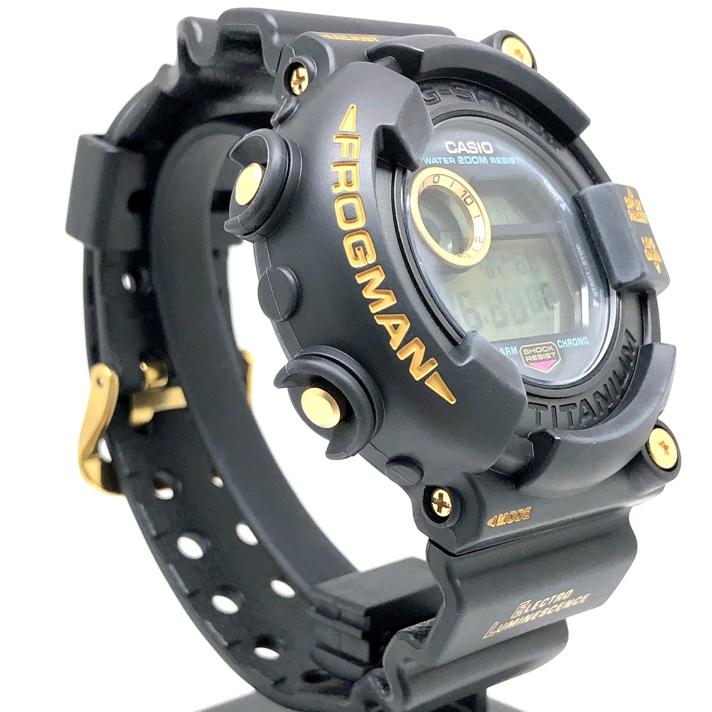DW-8200B-9A ゴールドチタンフロッグマン 黒金蛙