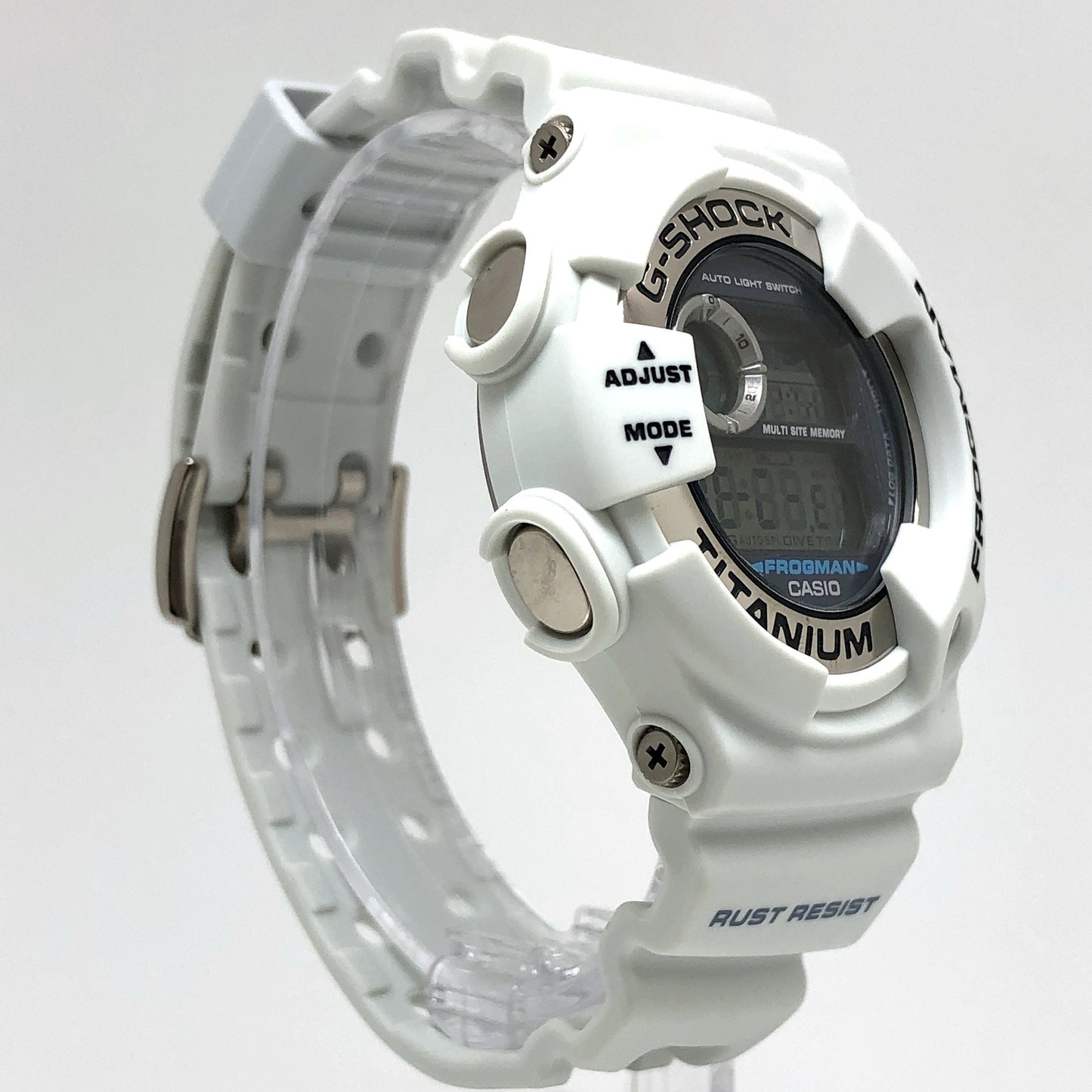 DW-9900LG-8 3代目フロッグマン メンインホワイトグレー