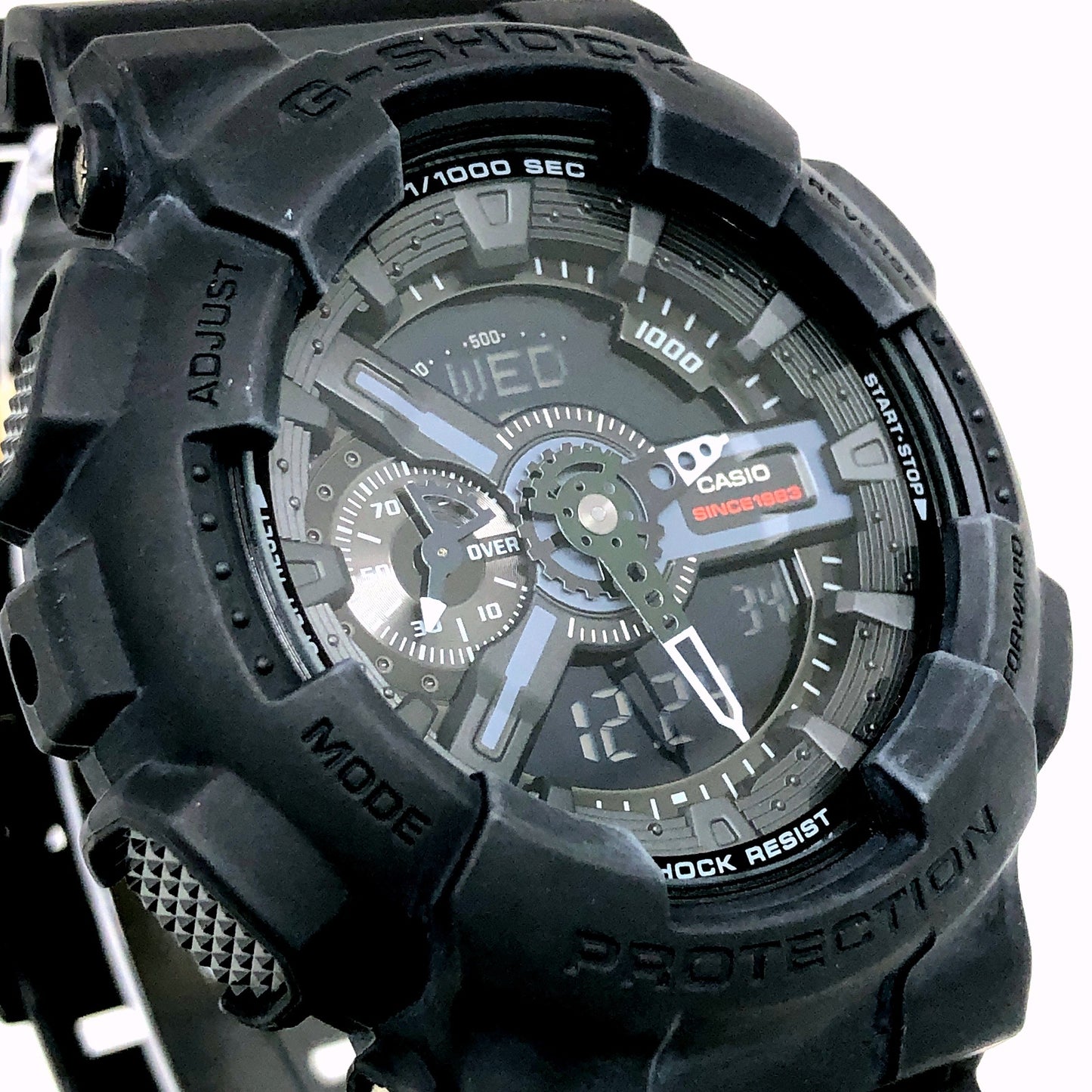 GA-135A-1A ビッグバンブラック Gショック35周年記念モデル