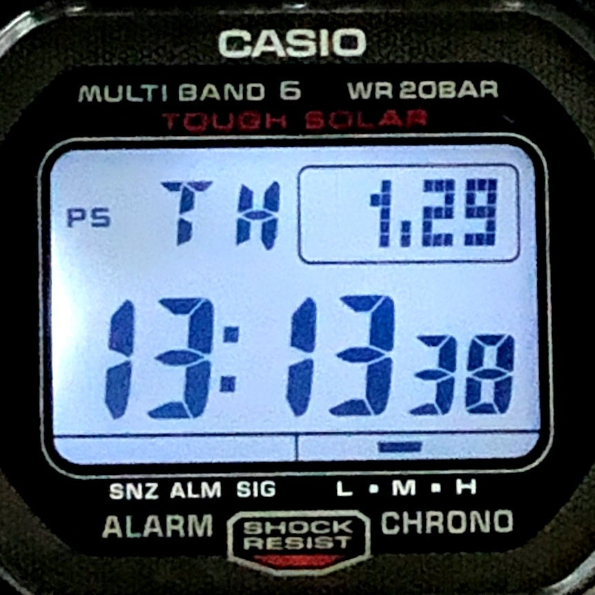 GW-S5600U-1 電波ソーラー搭載 LEDバックライト カーボンファイバー