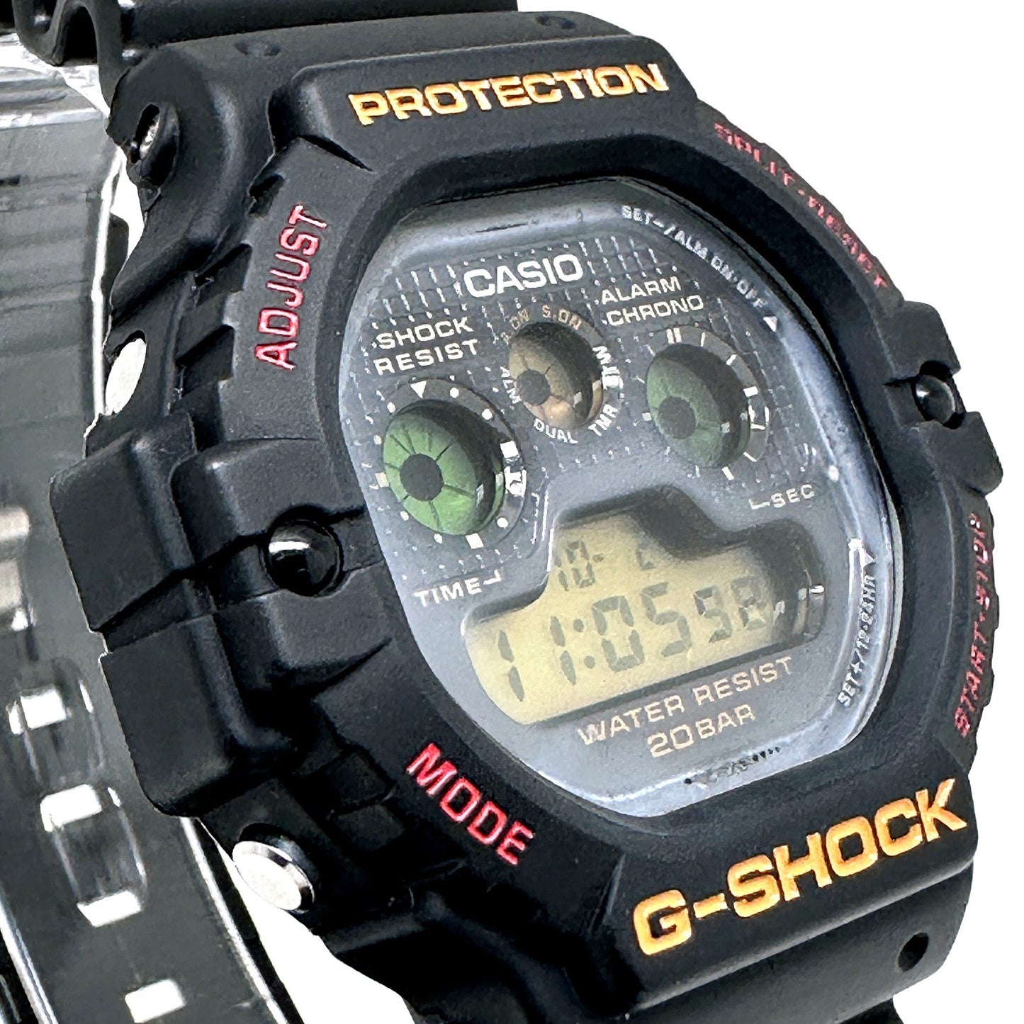 DW-5900C-9 液晶グラフィック搭載 初代3つ目 国内モデル