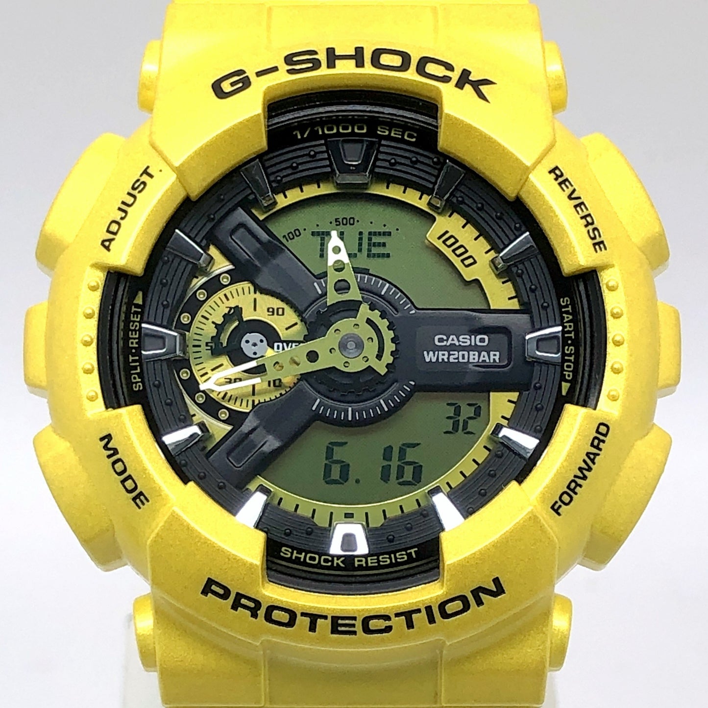 GA-110NM-9 イエローメタリックカラー