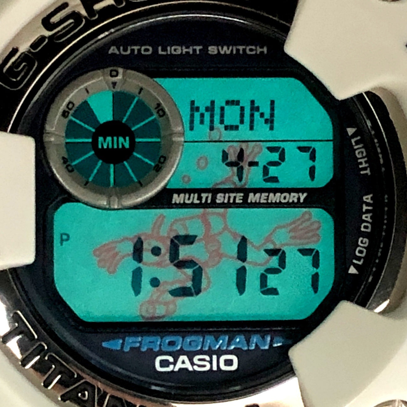 DW-9900LG-8 3代目フロッグマン メンインホワイトグレー