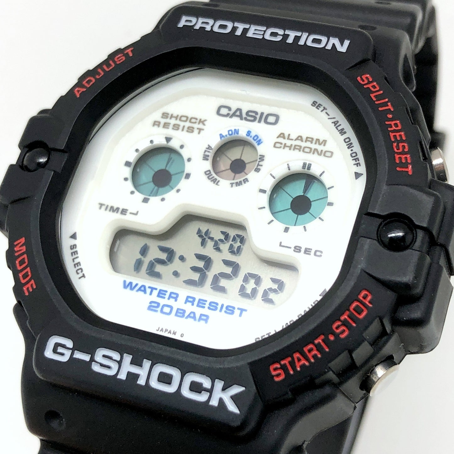 DW-5900C-7 初代3つ目モデル 日本限定カラー ホワイト