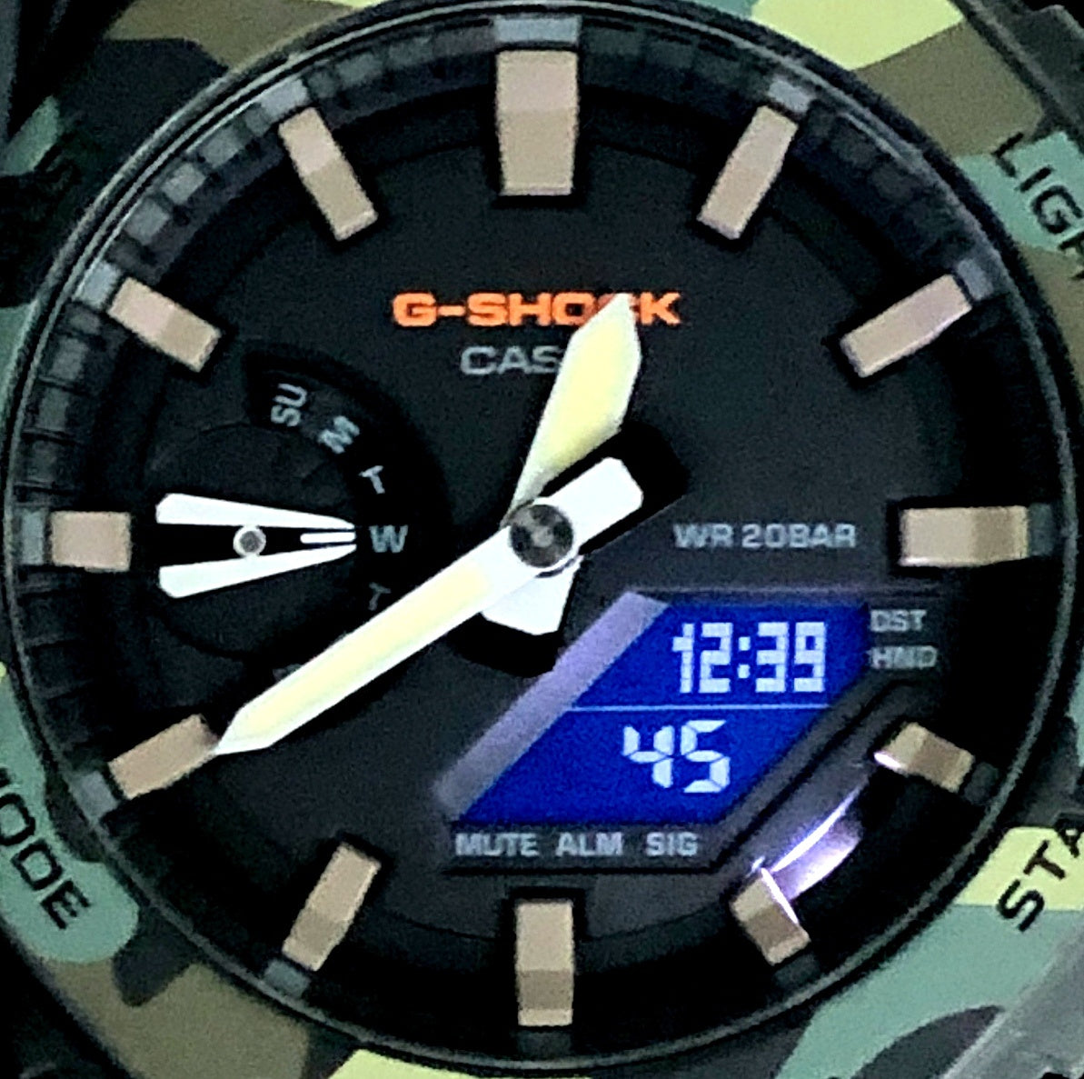 GA-2100SU-1A ユーティリティカラー カモフラージュ