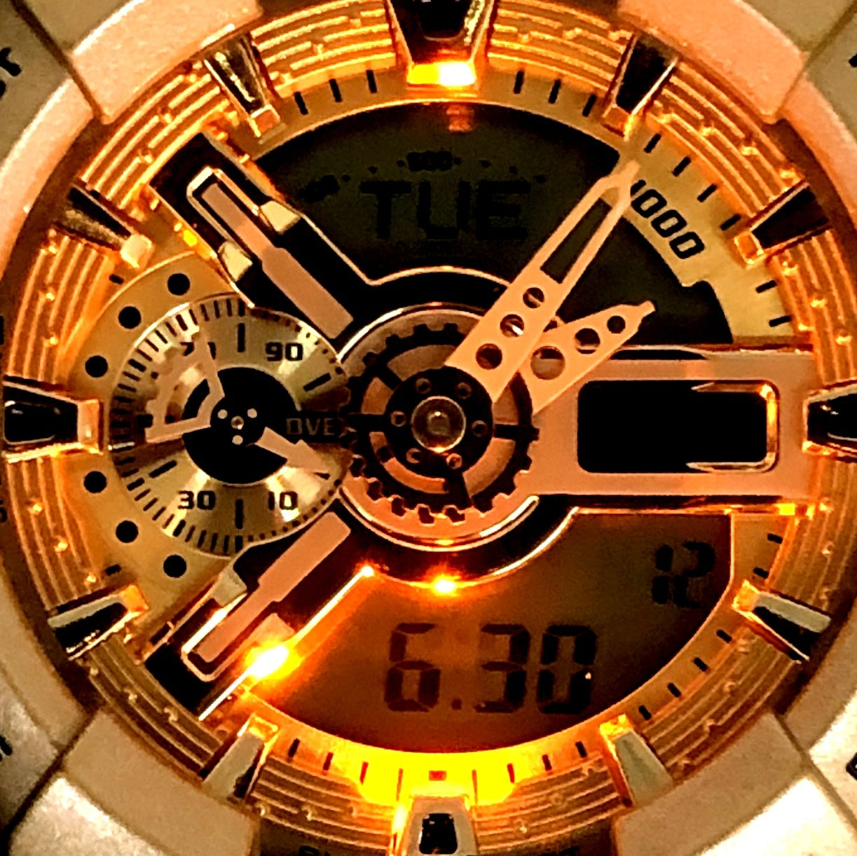 GA-110GD-9A Crazy Gold クレイジーゴールド
