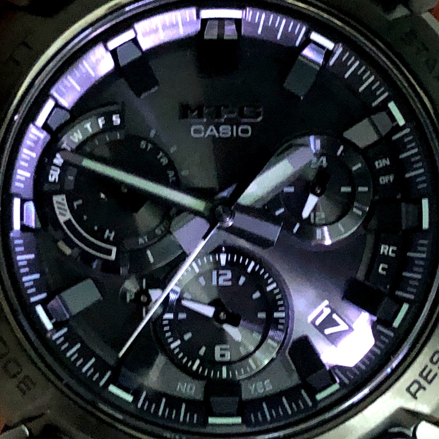 MTG-B3000B-1A MT-G 電波ソーラー Bluetooth搭載モデル