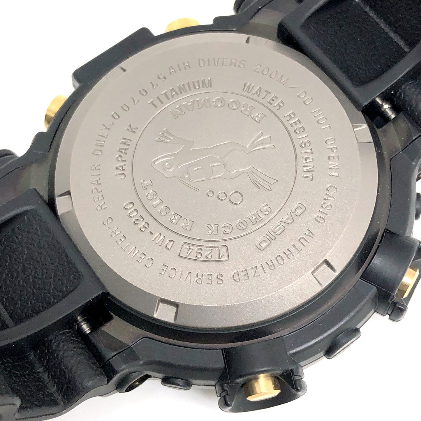 DW-8200B-9A ゴールドチタンフロッグマン 黒金蛙