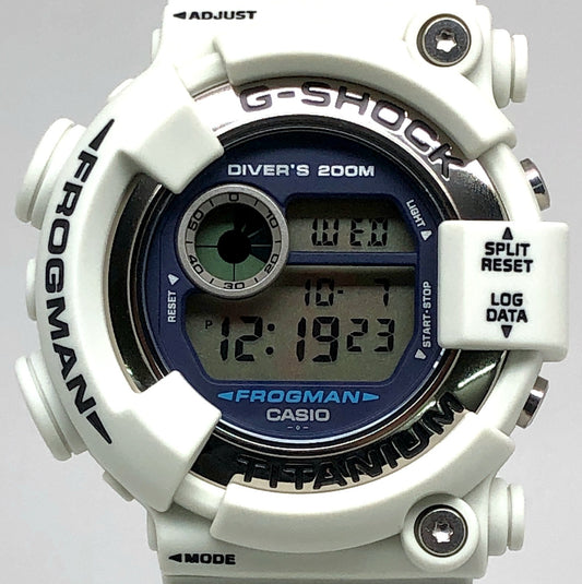 DW-8200LG-8 フロッグマン メンインホワイトグレー