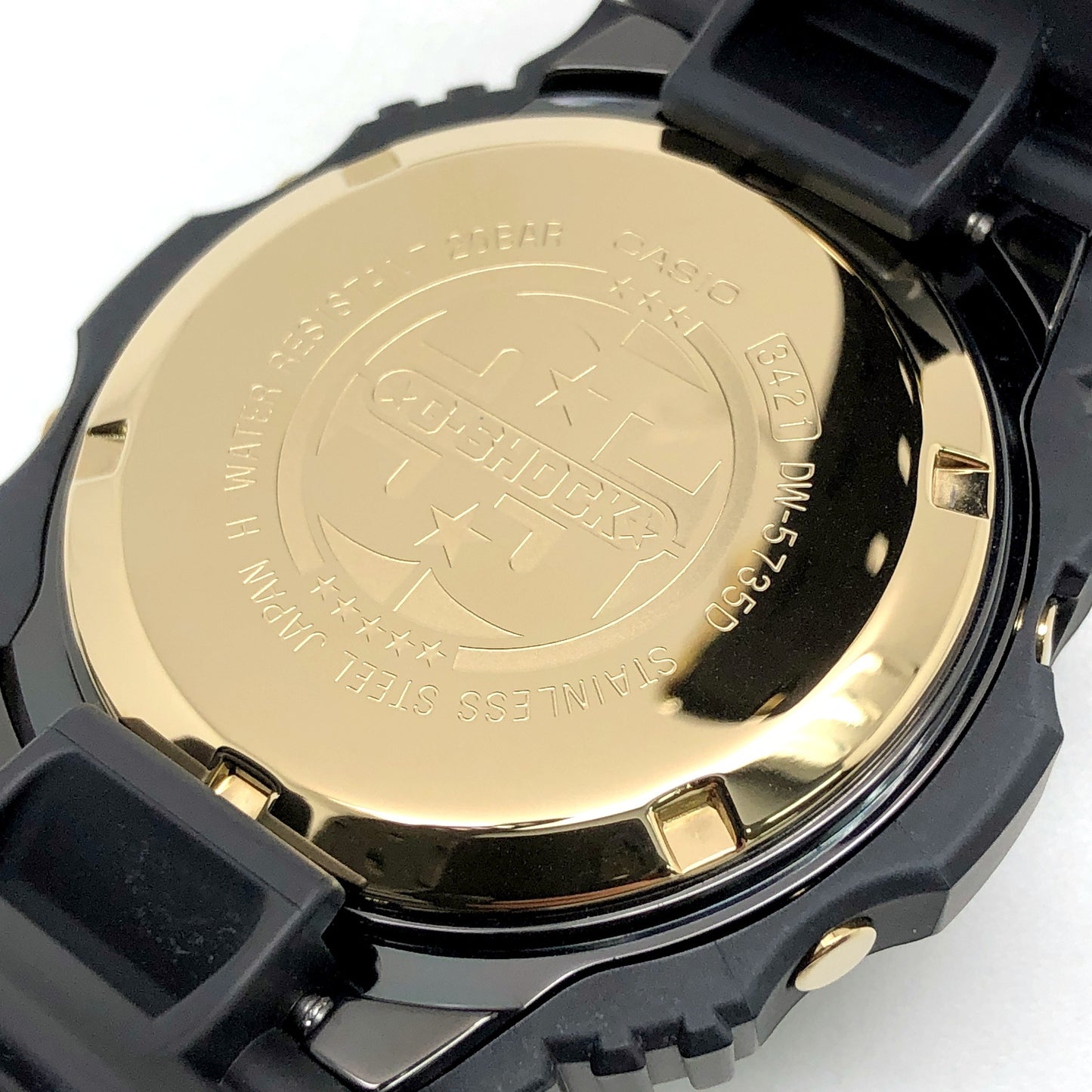 DW-5735D-1B スティング Gショック35周年記念モデル