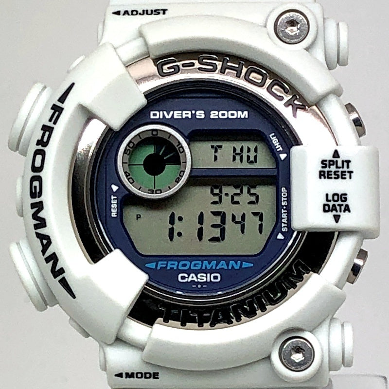 DW-8200LG-8 フロッグマン メンインホワイトグレー