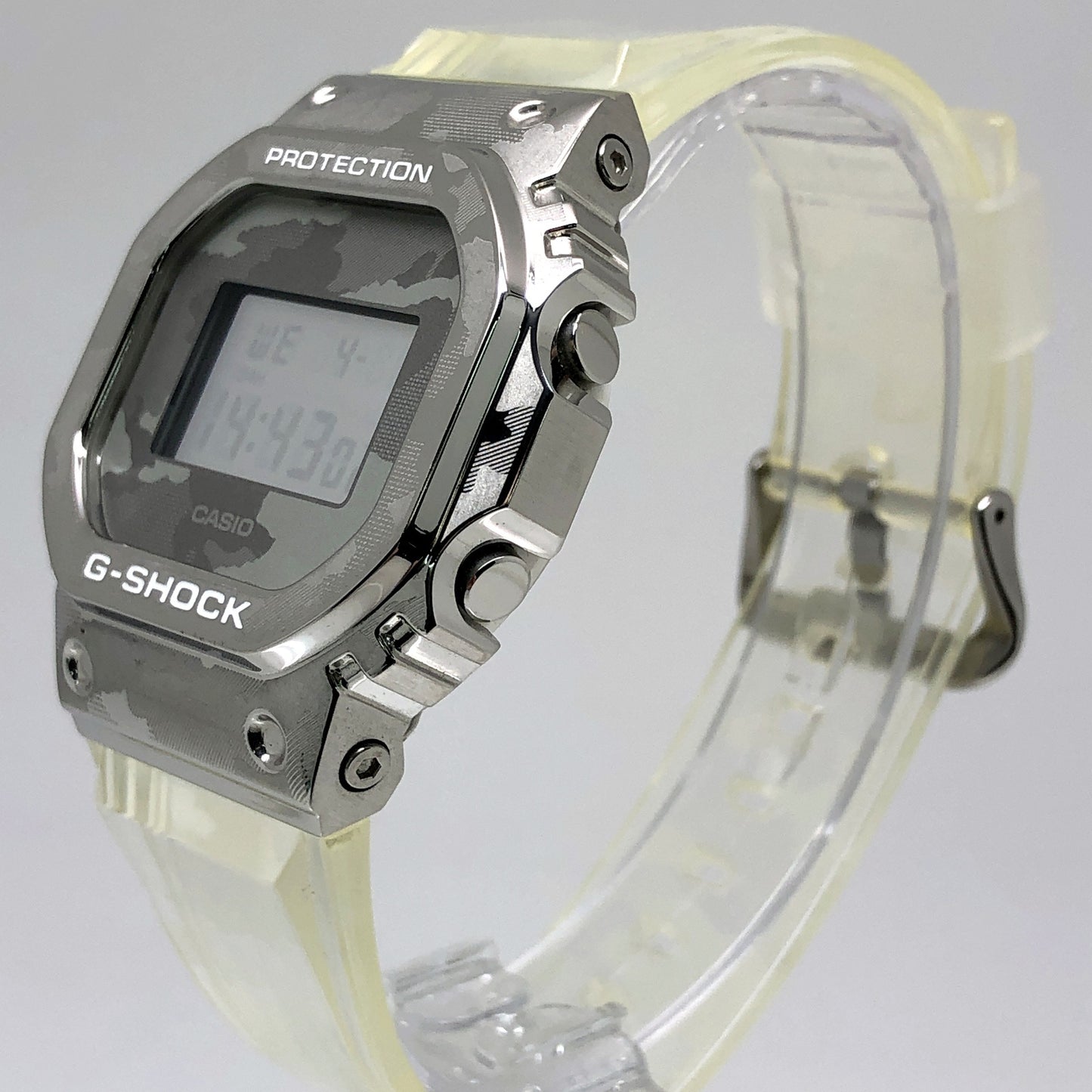 GM-5600SCM-1 メタルカバードシリーズ スケルトン カモフラ―ジュ