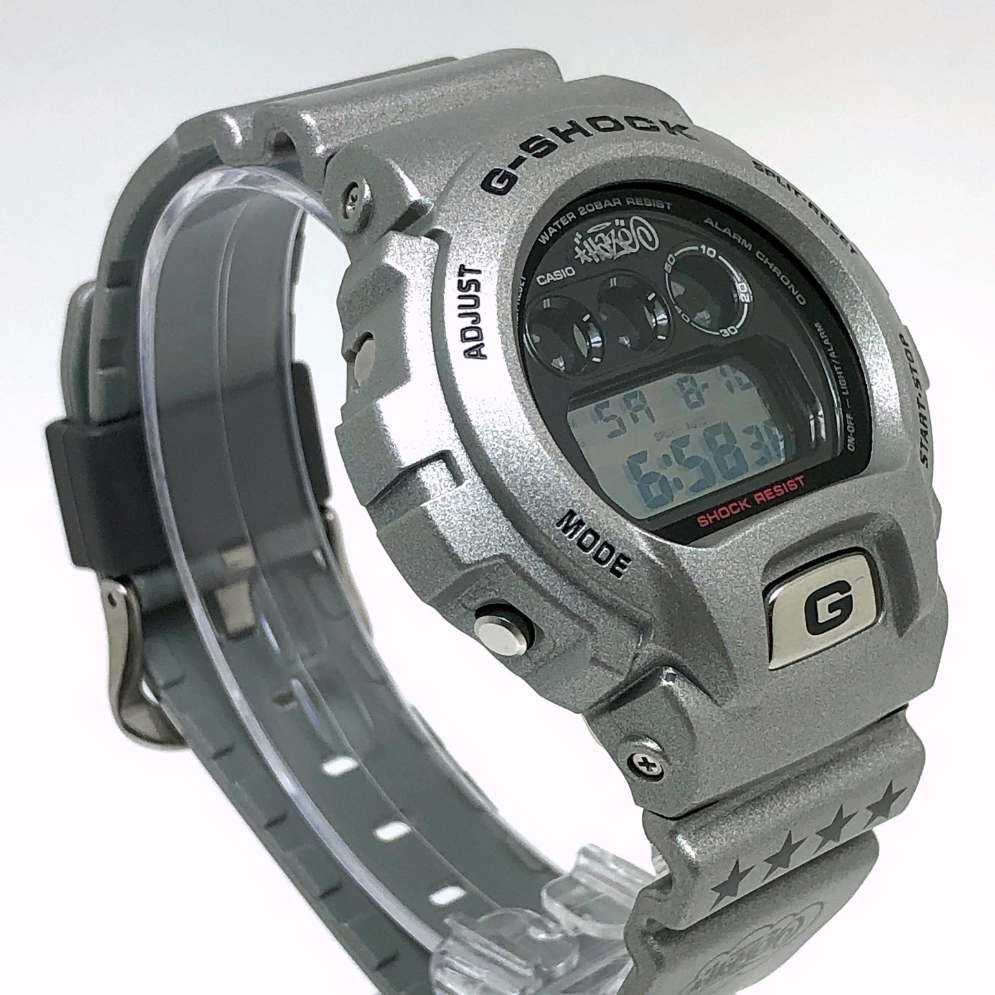 DW-6900M-8T エリックヘイズ シルバーメタリック