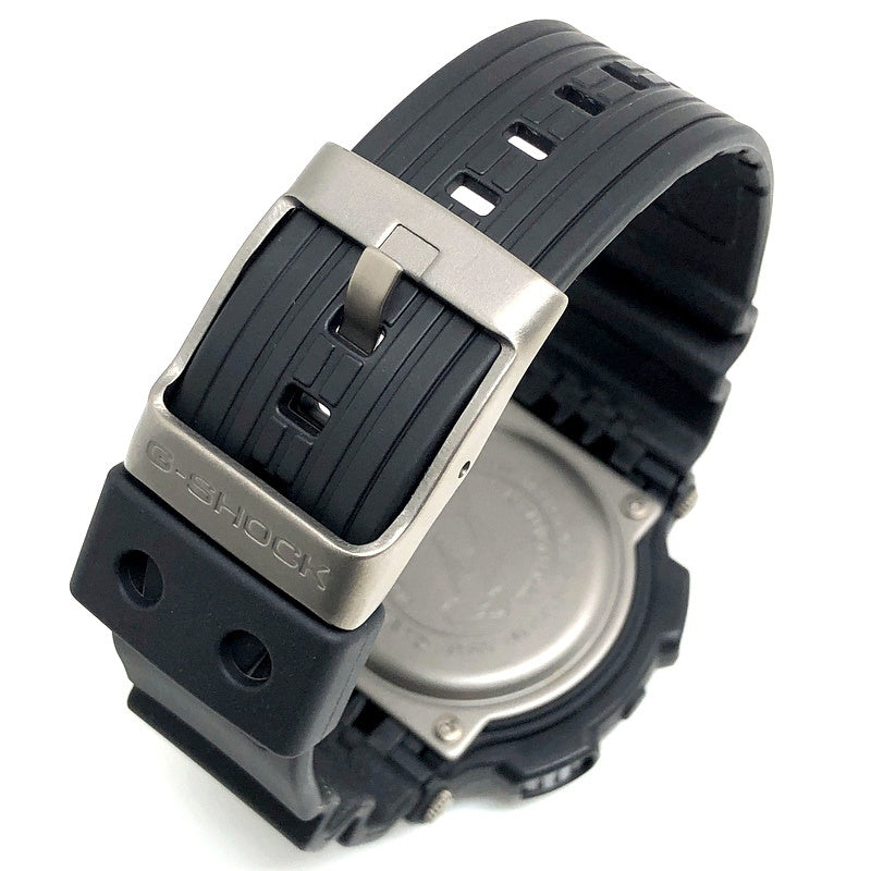 GA-100BW-1A ビッグケース ホワイトアンドブラックシリーズ