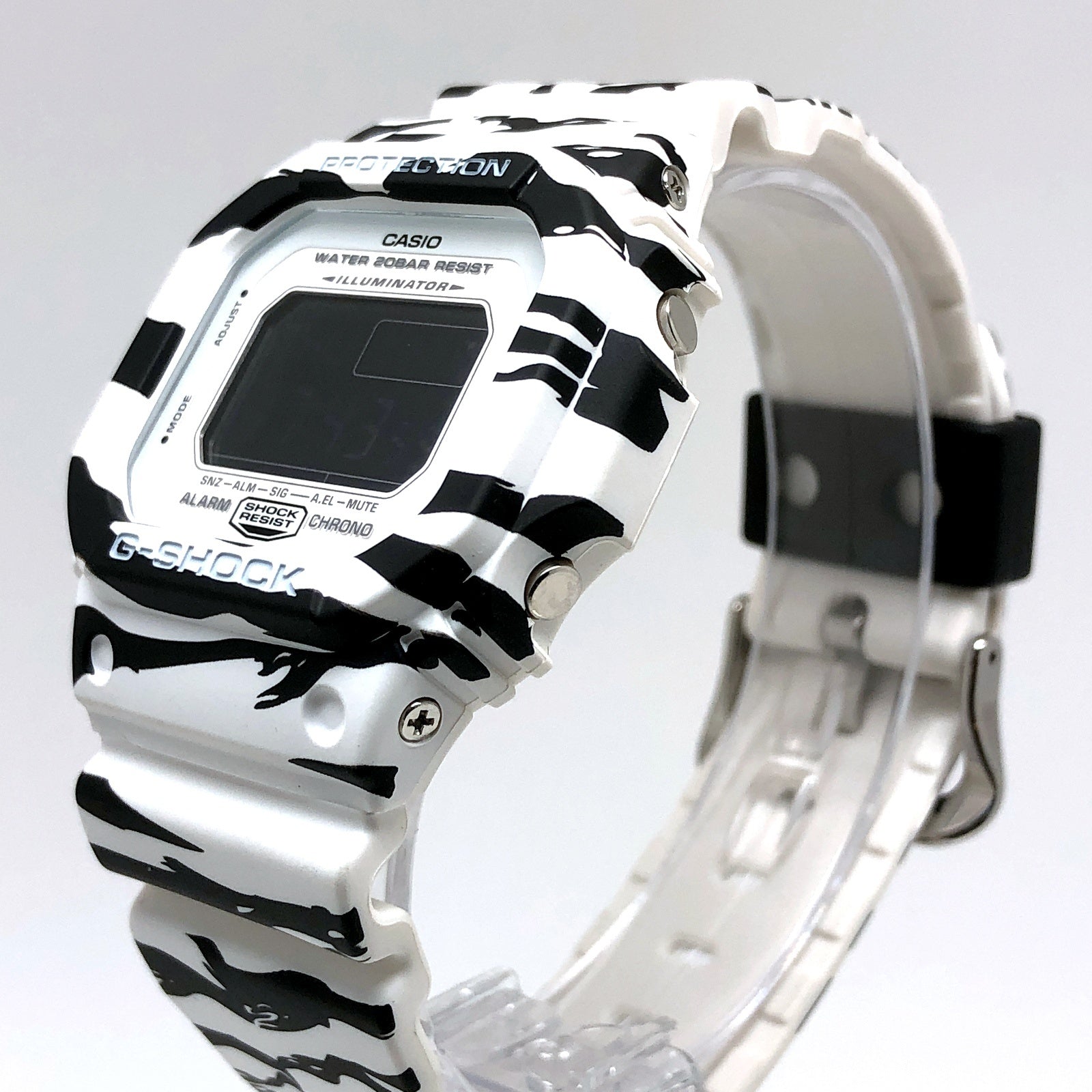 DW-D5600BW-7 ホワイト＆ブラック タイガーカモフラージュ – G