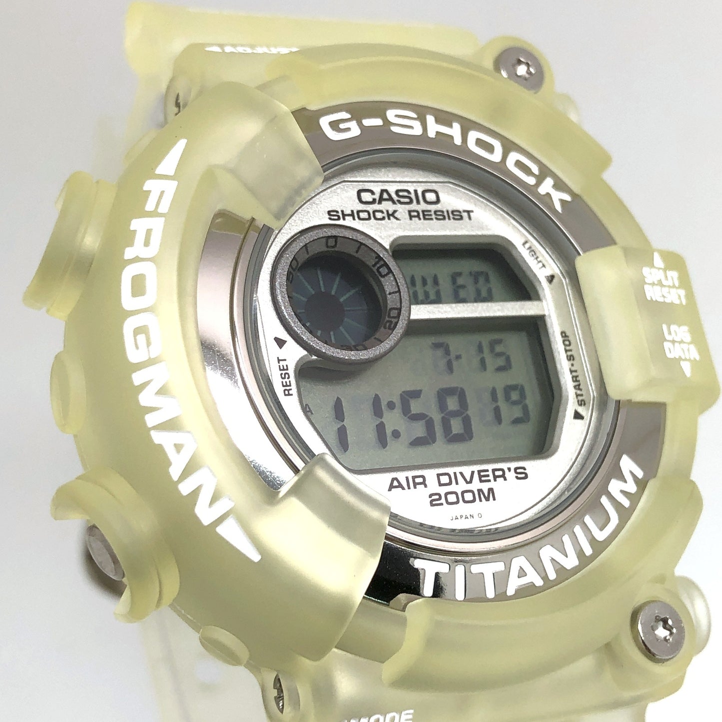 DW-8201WC-7T W.C.C.S. フロッグマン 白ロゴ トリプルマンタEL