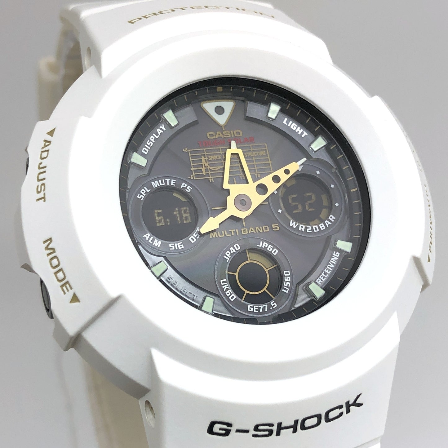 AWG-525B-7A Gショック25周年記念 ライジングホワイト