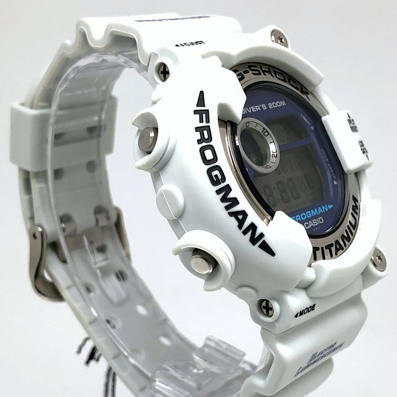 DW-8200LG-8 フロッグマン メンインホワイトグレー
