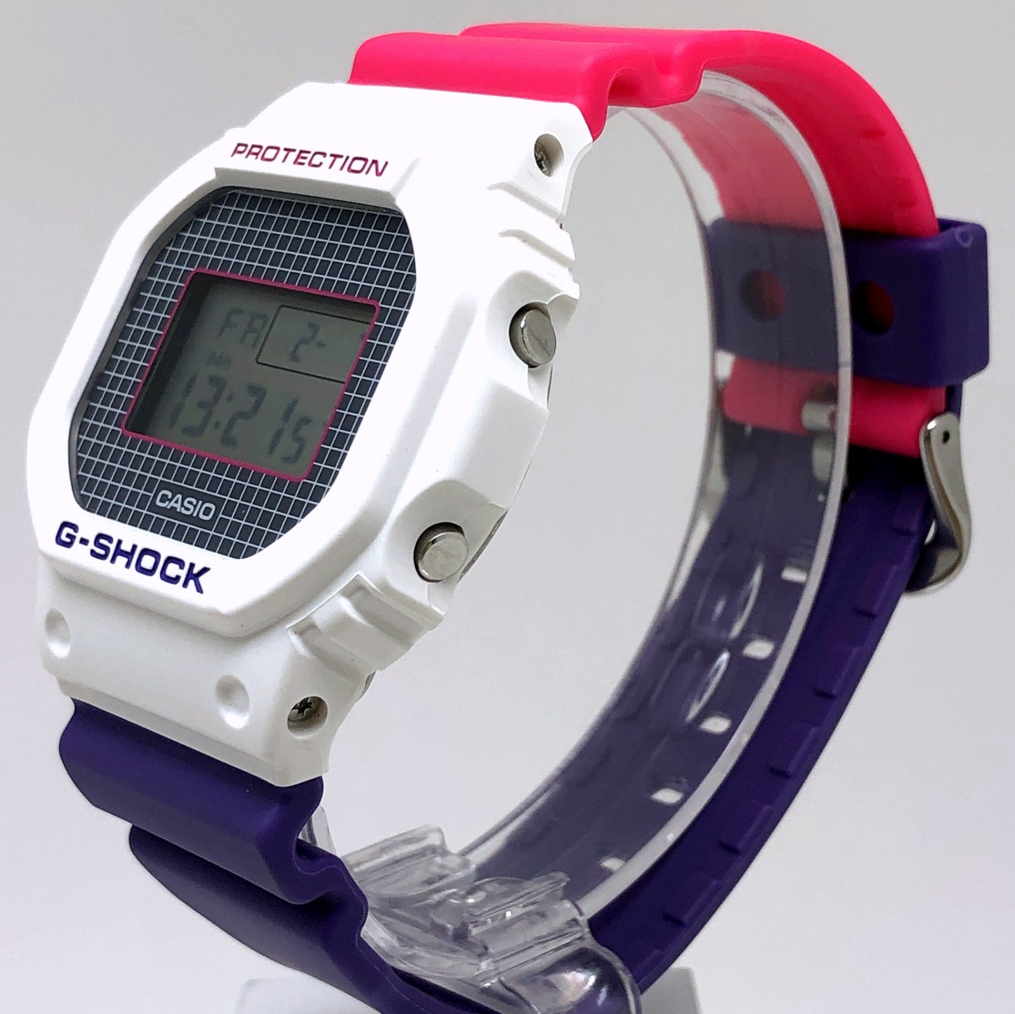DW-5600THB-7 Throwback 1990s BABY-G25周年記念ロゴカラー
