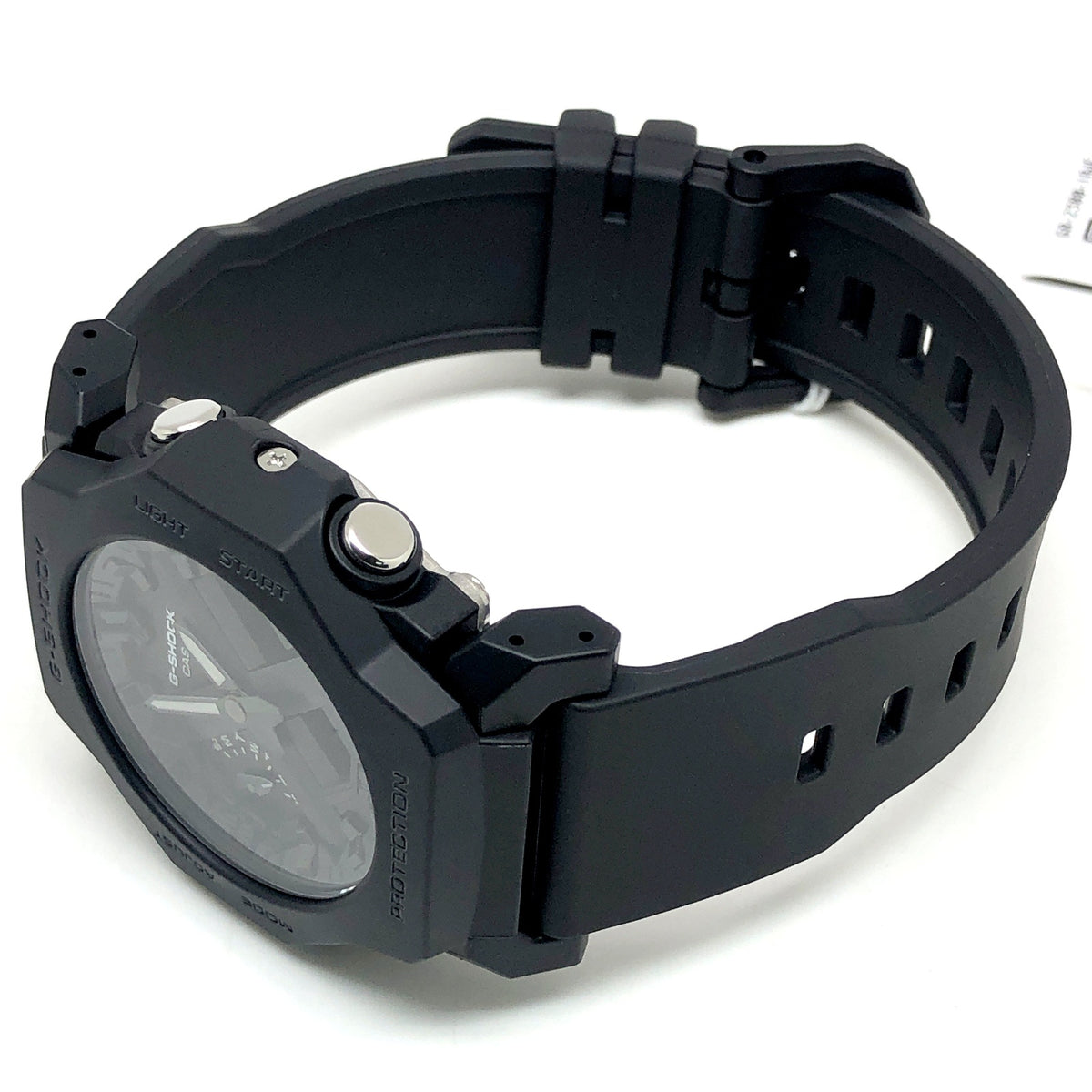 GA-2300-1A ミニマルデザイン アナデジモデル