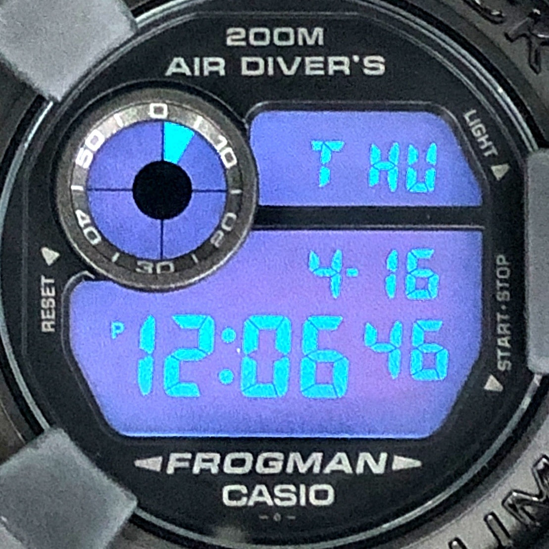 DW-8200BK-1 フロッグマン リアルブラック レッド液晶