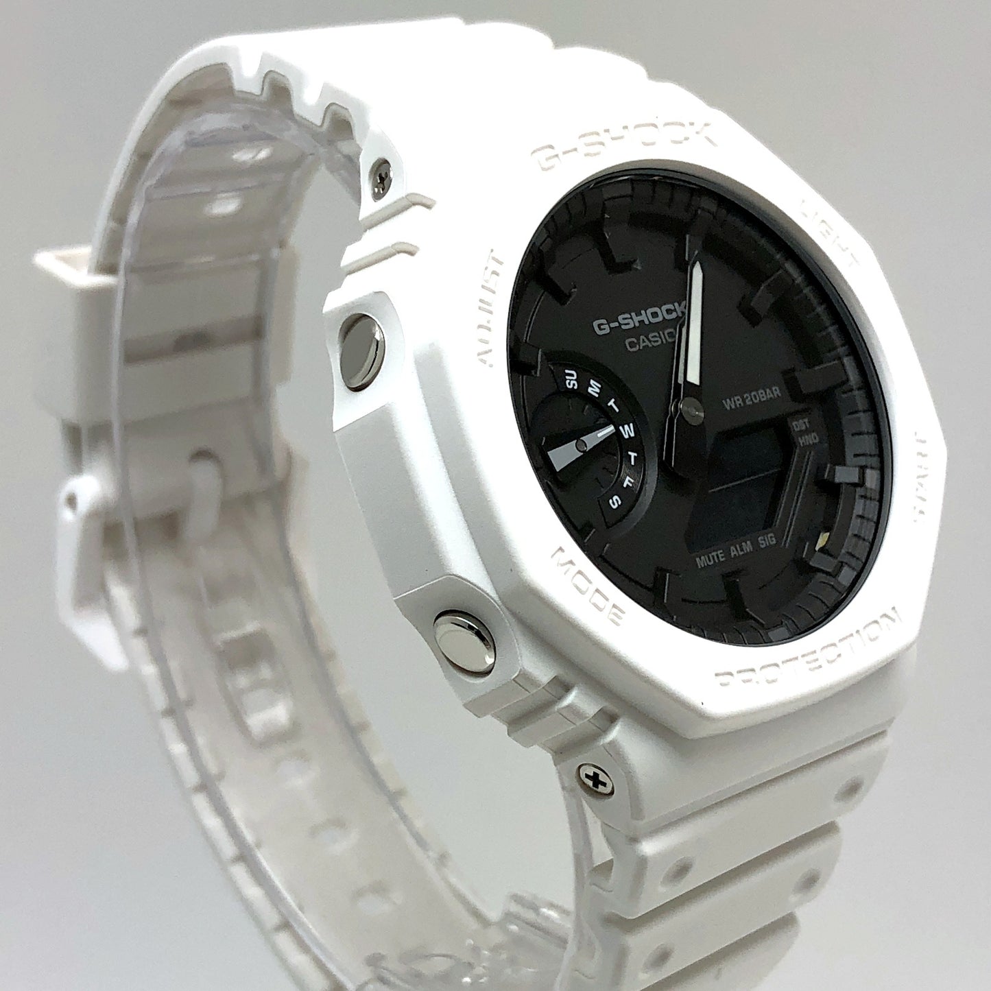 GA-2100-7A オクタゴン カシオーク ホワイト×ブラック