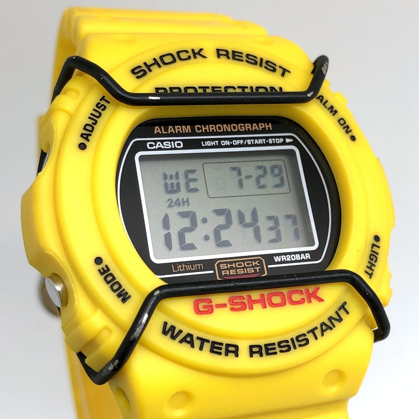 DW-5700Y-9 復刻イエロースティング
