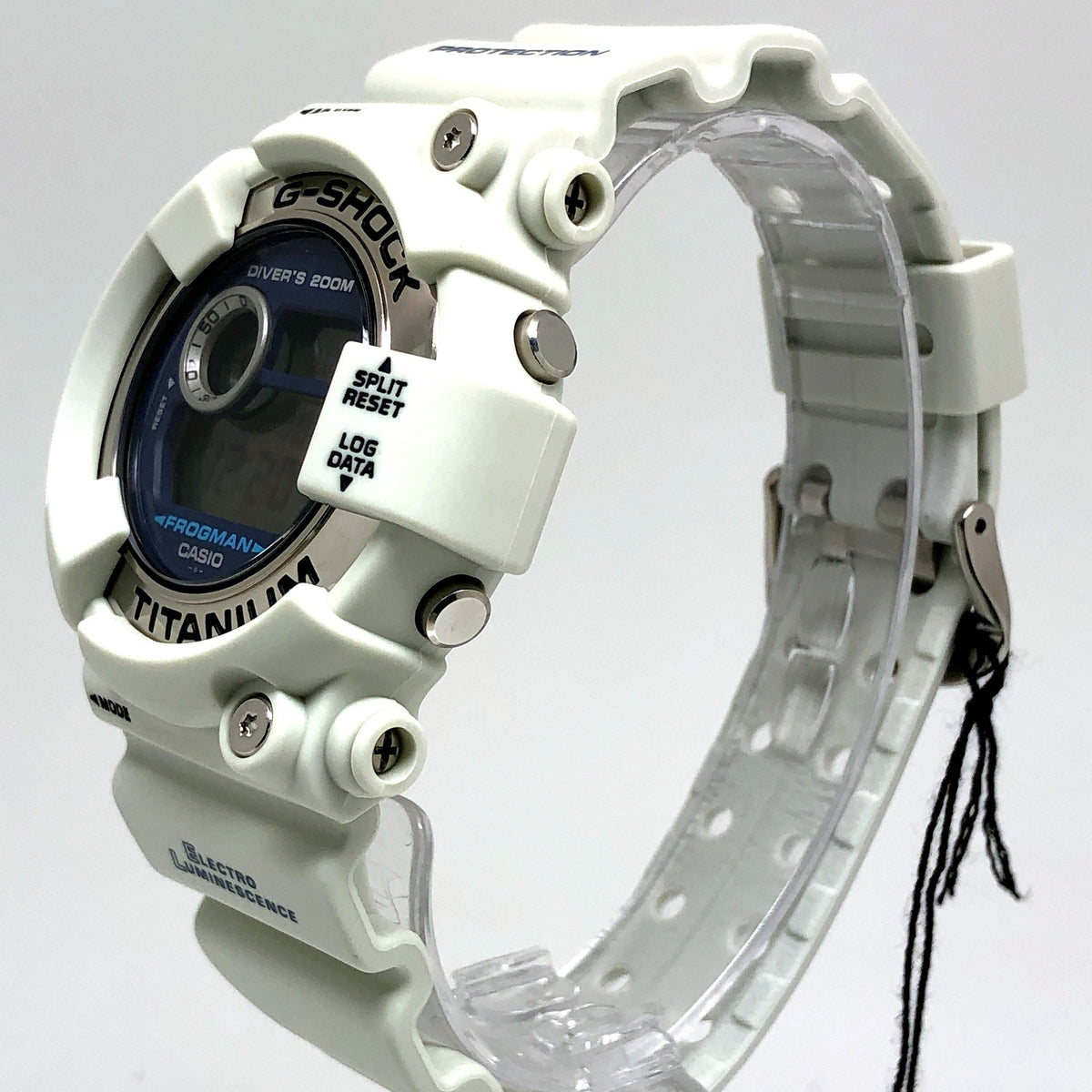 DW-8200LG-8 フロッグマン メンインホワイトグレー