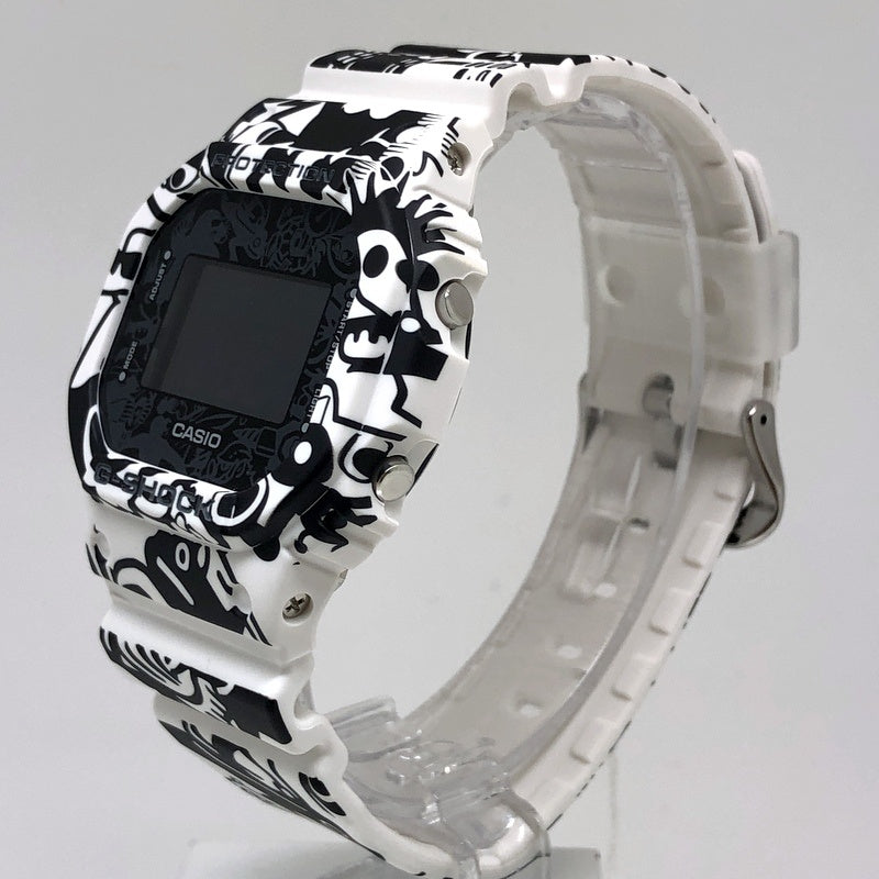 DW-5600GU-7 G-UNIVERSE 歴代キャラクタープリント