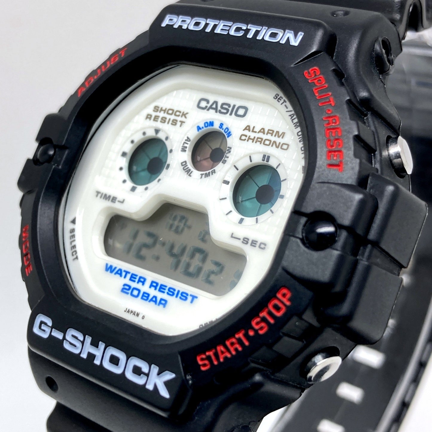 DW-5900C-7 液晶グラフィック搭載 初代3つ目モデル 日本限定カラー