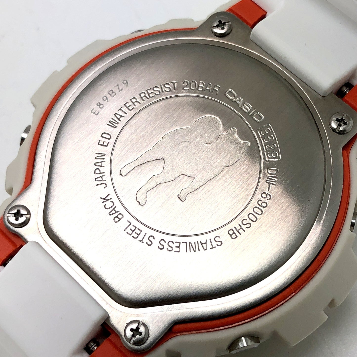 DW-6900SHB-7 SHIRO-SHIBA 白柴