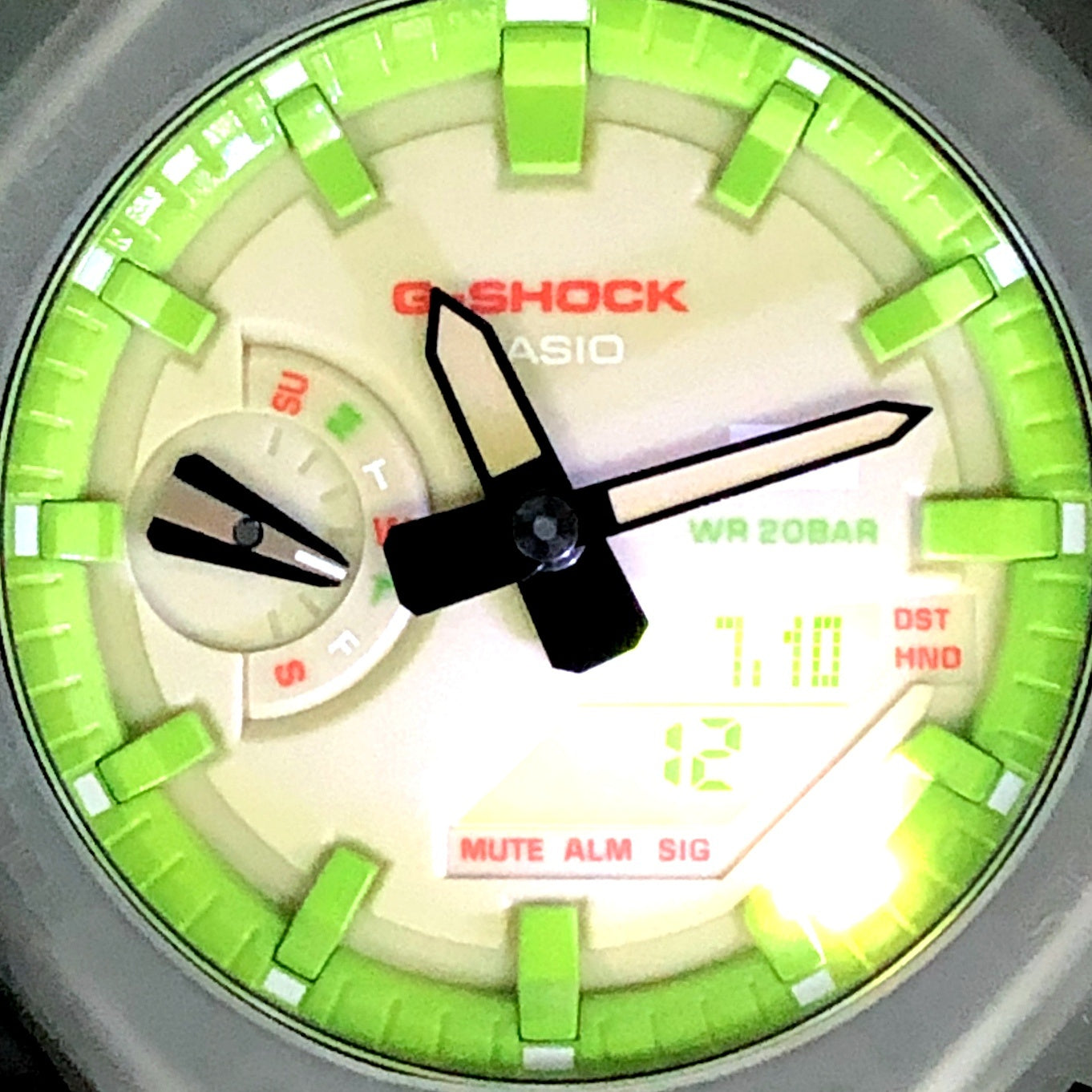 GA-2100HUF-5A HUF20周年記念 コラボレーションモデル