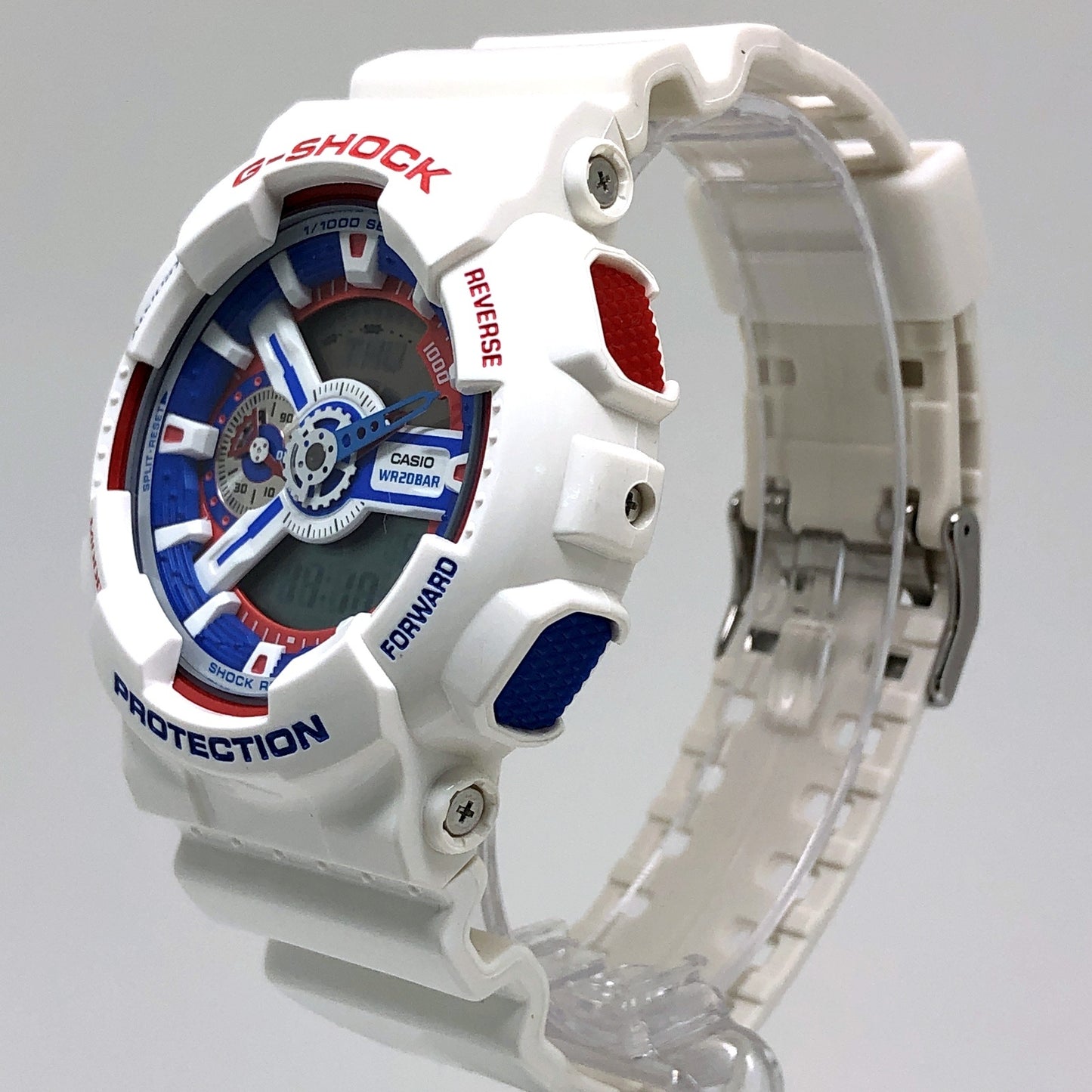 GA-110TR-7A ビッグケース ホワイトトリコロール