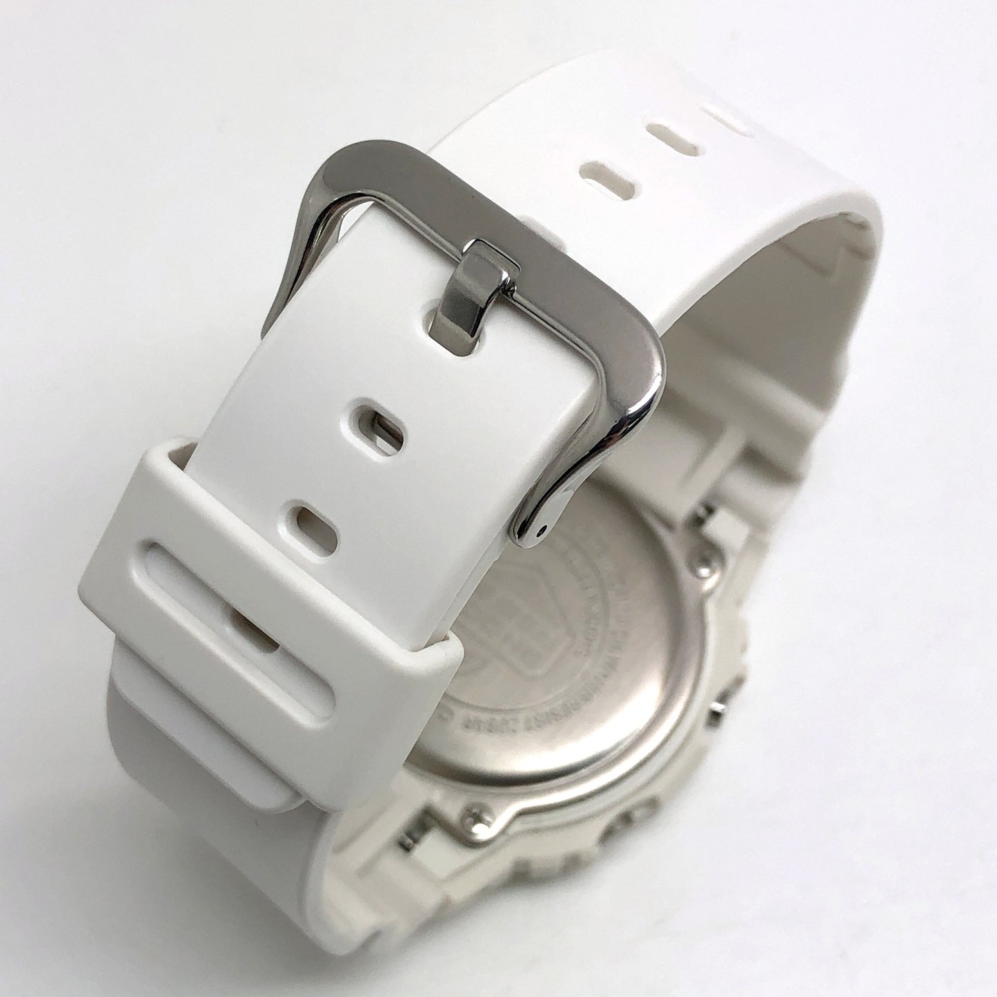 DW-5600MW-7 マリンホワイトシリーズ