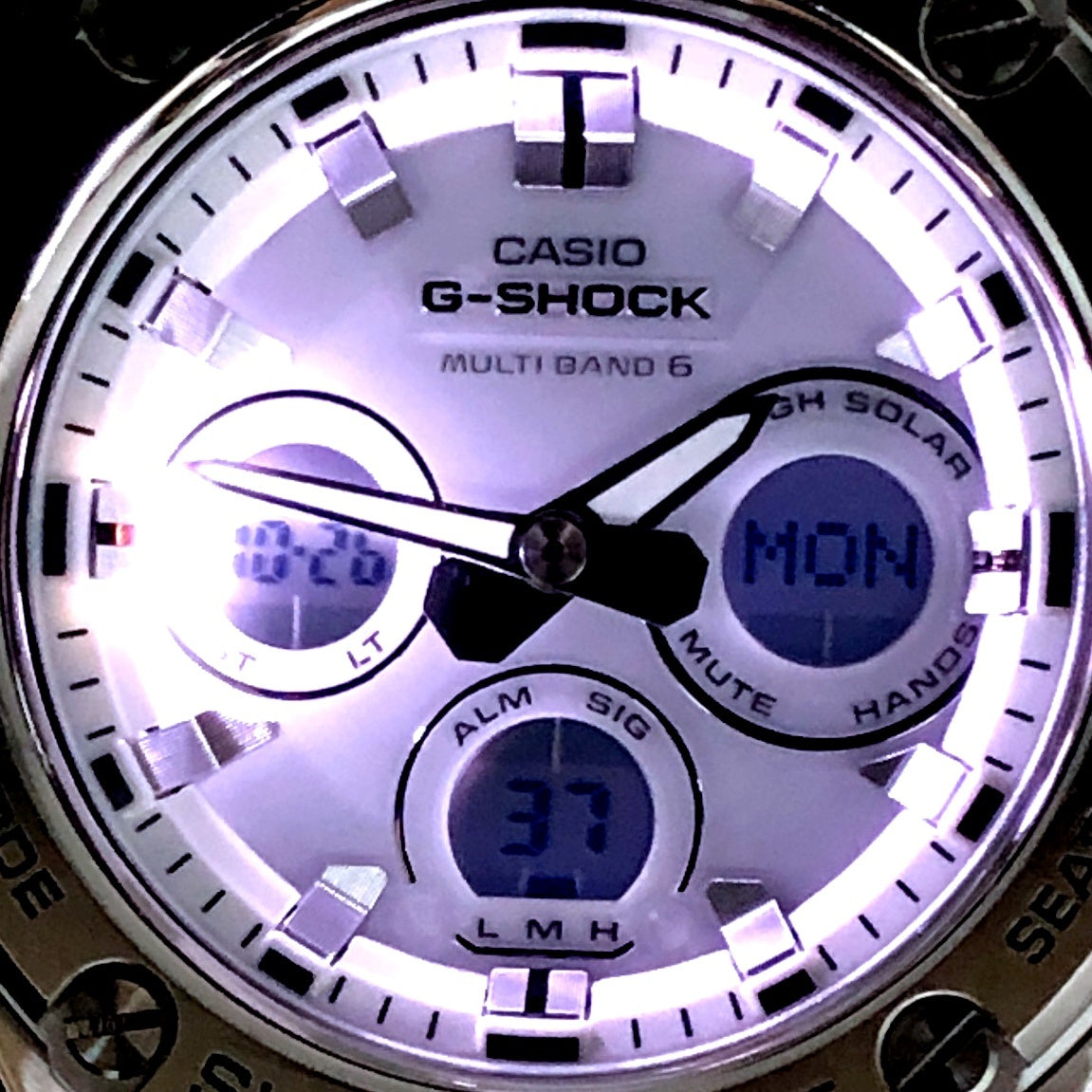 GST-W310-7A G-STEEL SILVER×WHITE