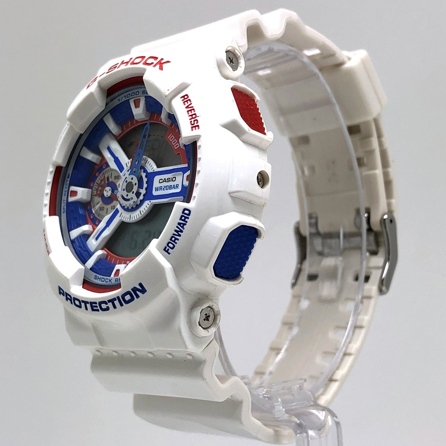 GA-110TR-7A ビッグケース ホワイトトリコロール