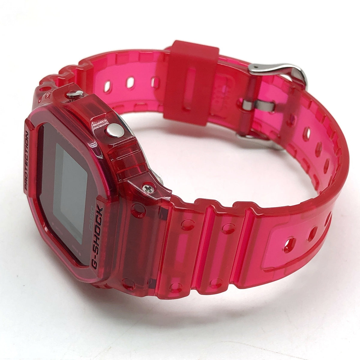 DW-5600SB-4 カラースケルトンシリーズ