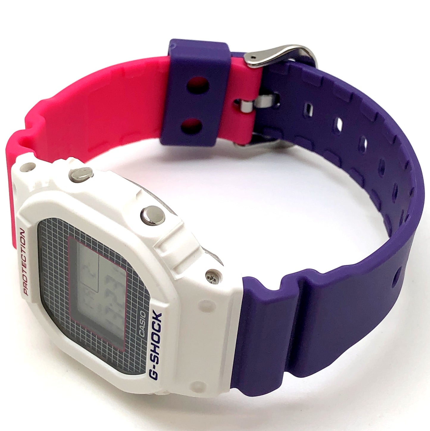 DW-5600THB-7 Throwback 1990s BABY-G25周年記念ロゴカラー