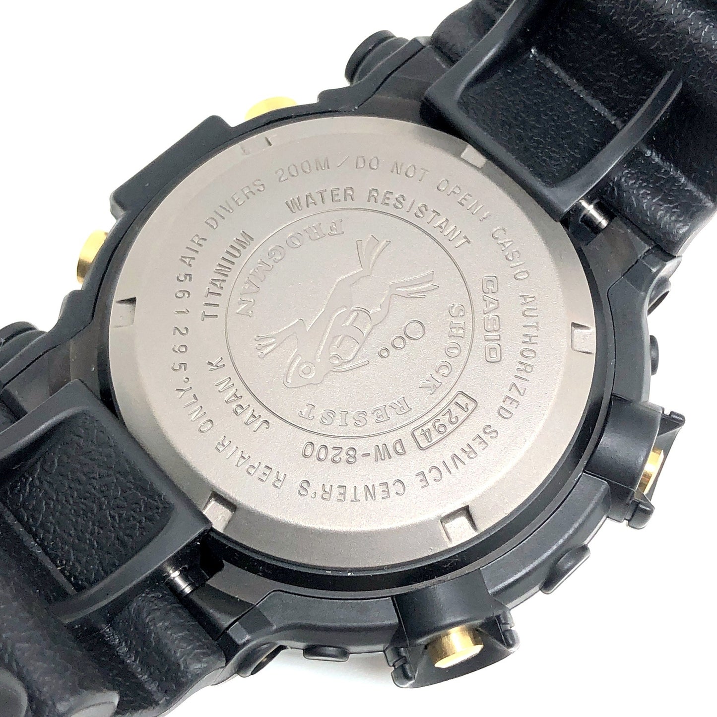 DW-8200B-9A ゴールドチタンフロッグマン 黒金蛙
