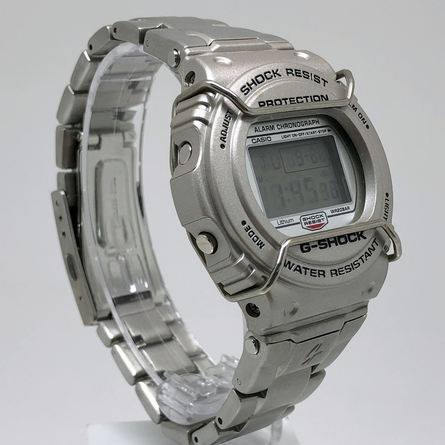 DW-5700D-8 5700シリーズ メタルバンドモデル