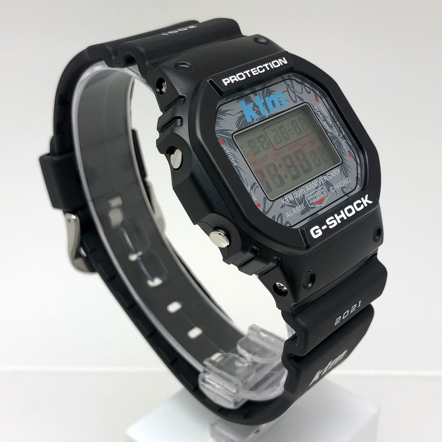 DW-5600