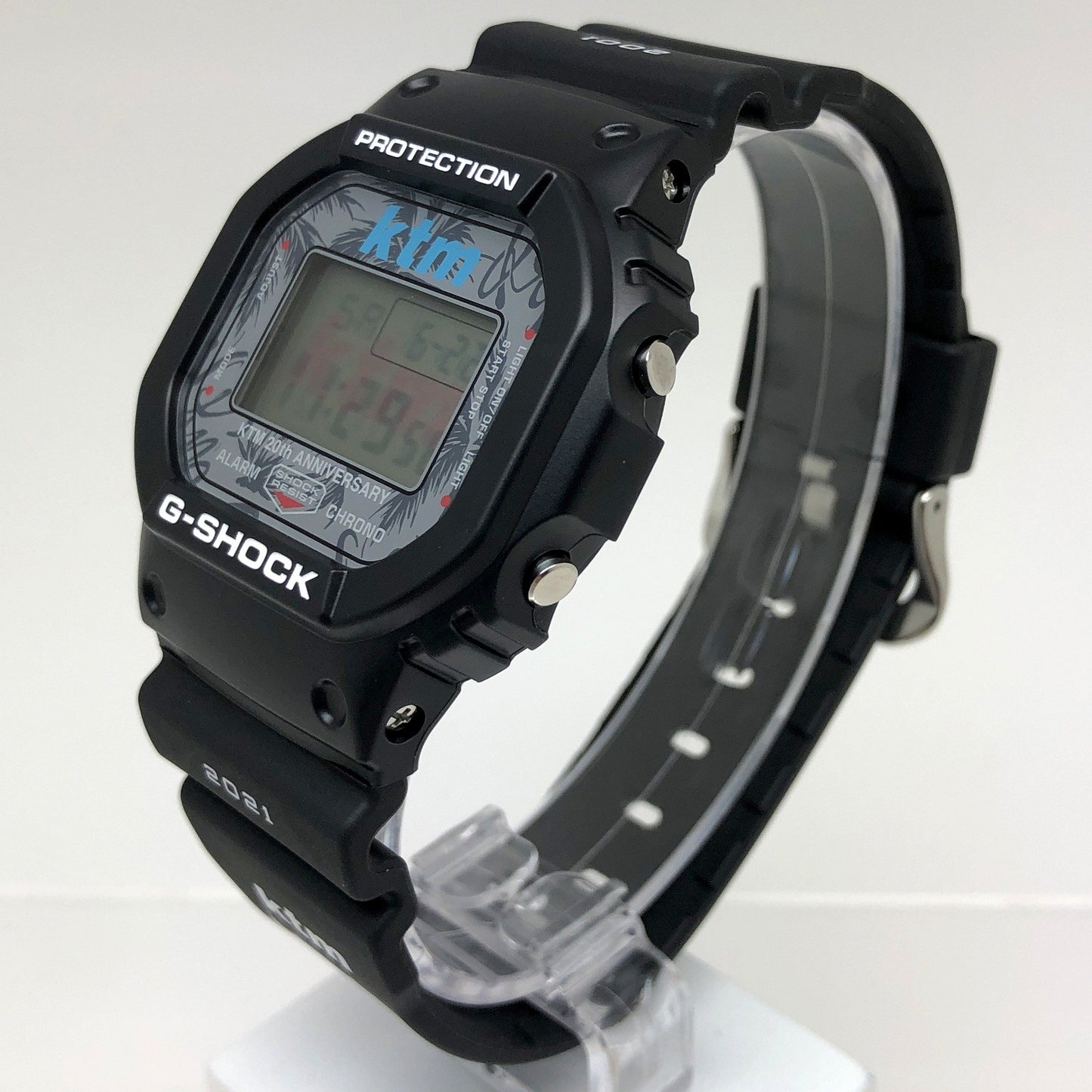 DW-5600