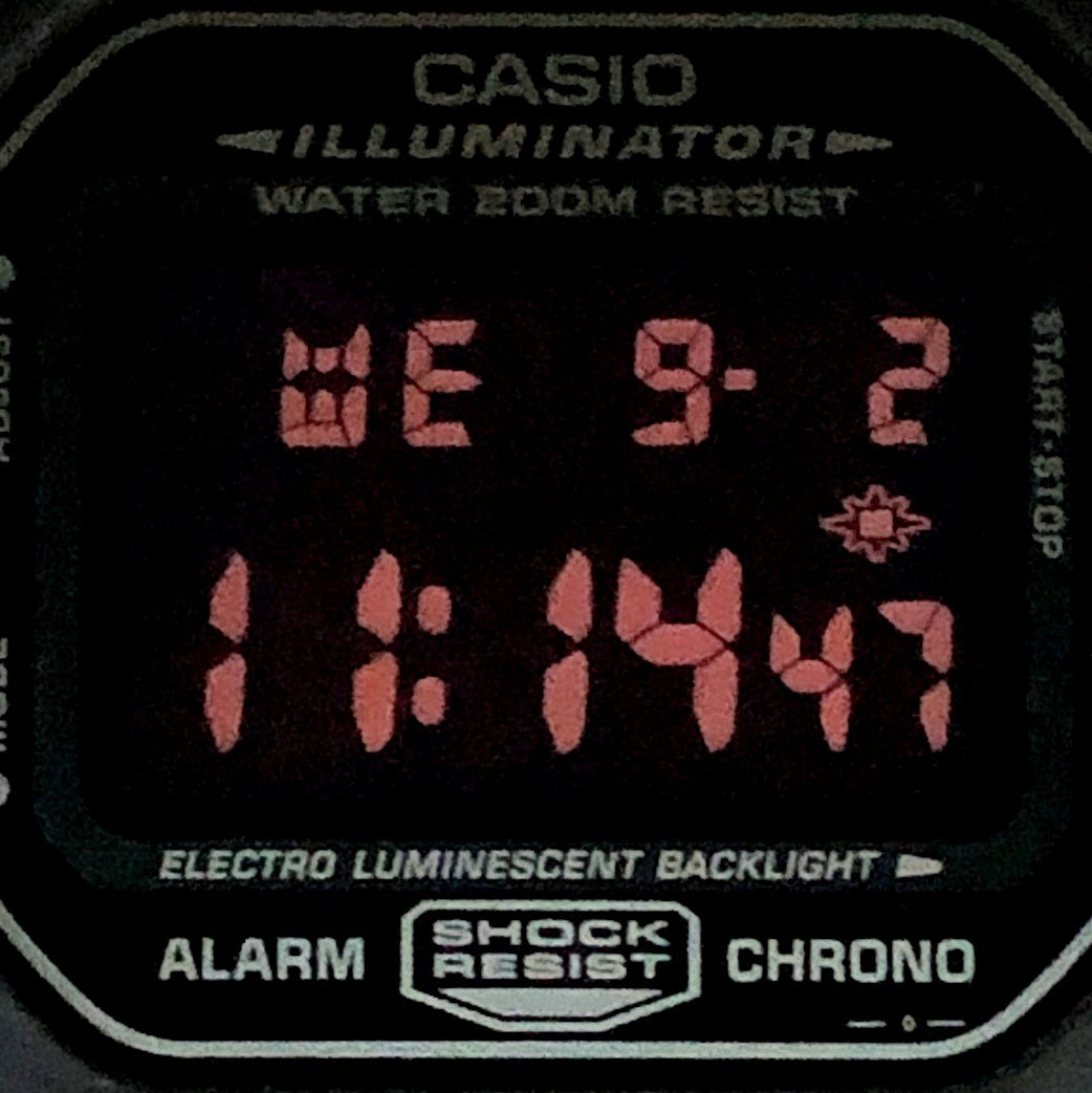 DW-056BK-1V リアルブラック 赤文字反転液晶