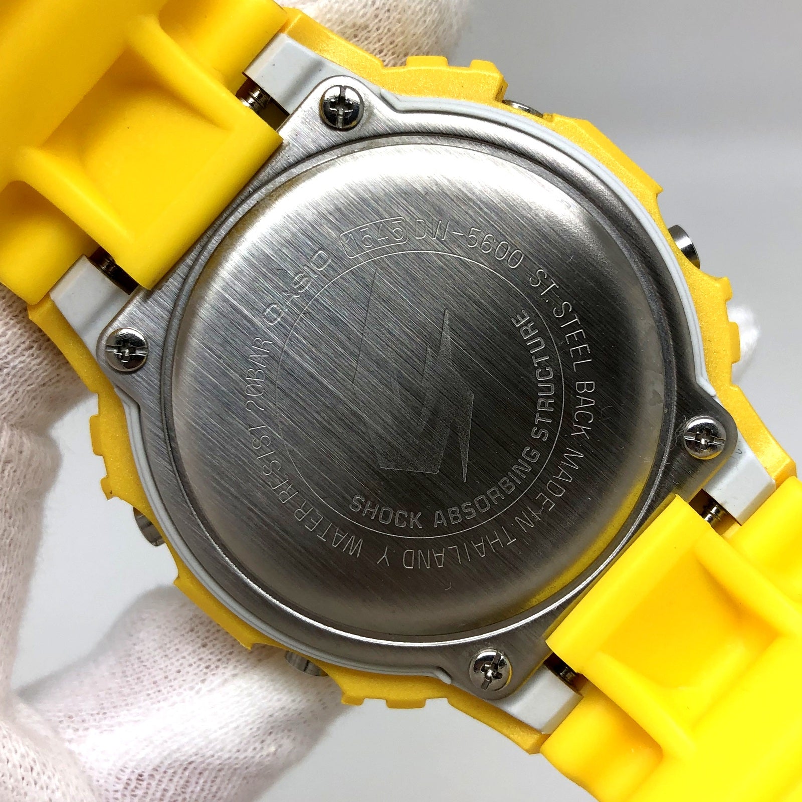 美品】G-SHOCK DW-5600FL-9SJR メタリックイエロー FRF - メルカリ