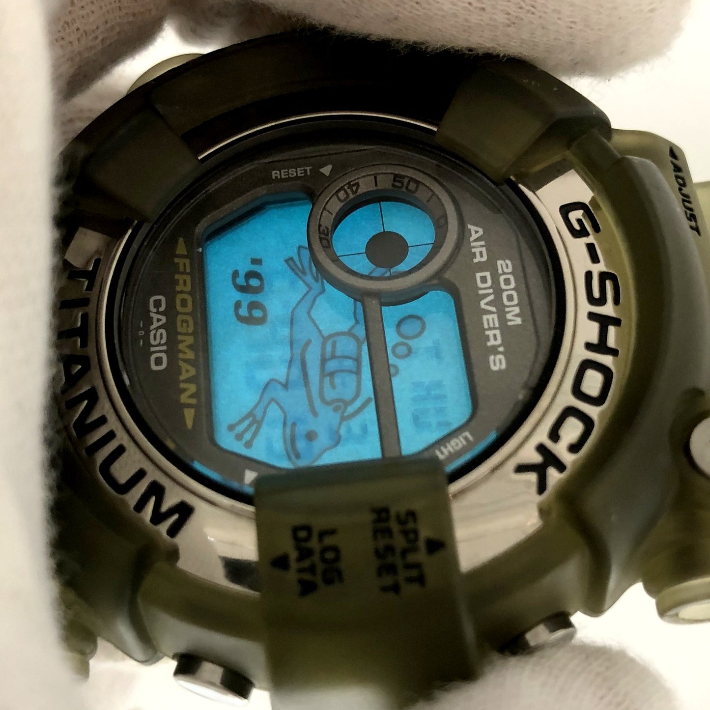 DW-8200MSU