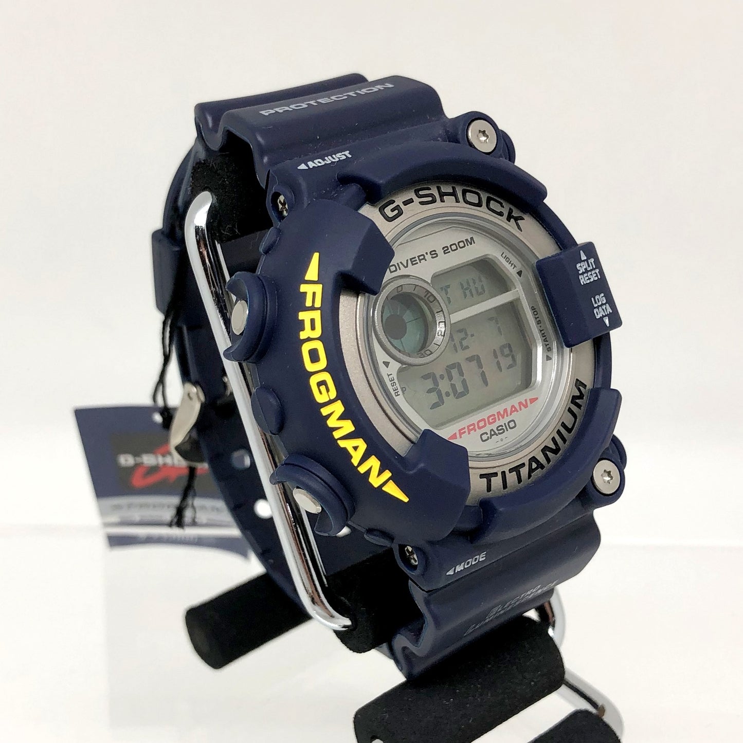 DW-8200NK-2JR