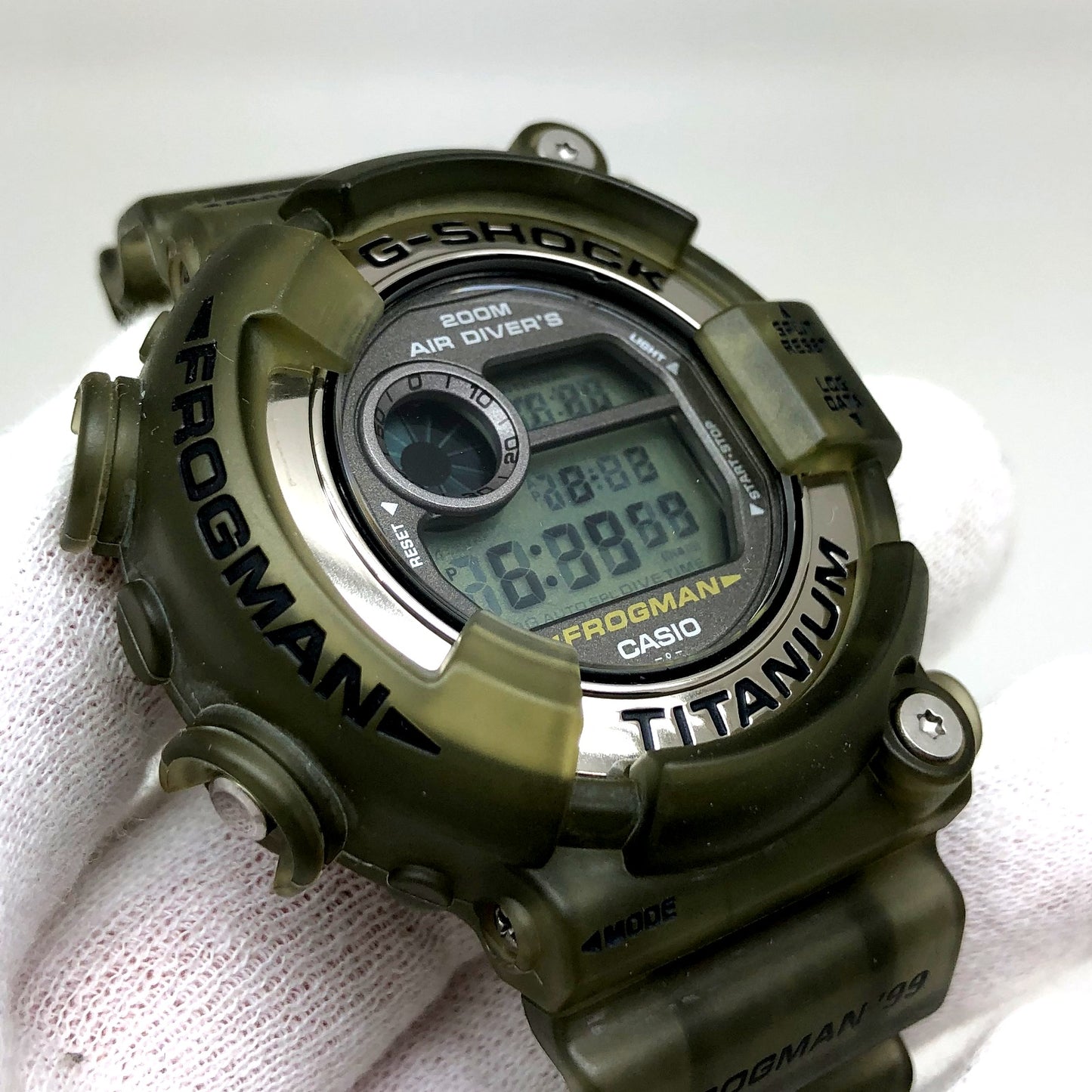 DW-8200MSU