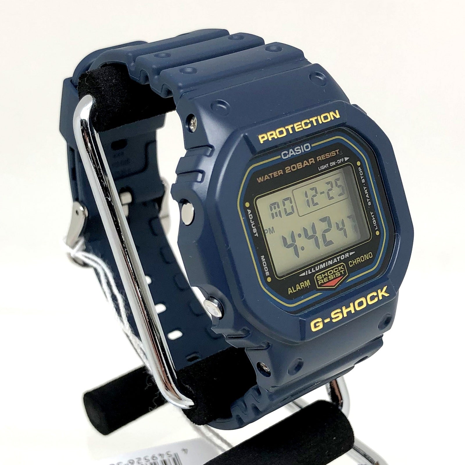 新品未使用　完売品　CASIO G-SHOCK DW-5600RB-2JF s-l1200.png