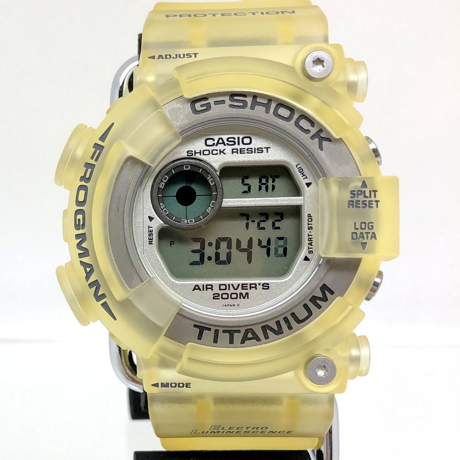 定番のお歳暮＆冬ギフト G-SHOCK ジーショック DW-8200WC 腕時計